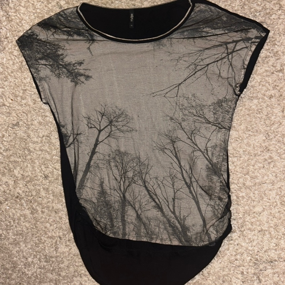 Edista Forest Scene with Mesh Overlay Short Sleeve Top
